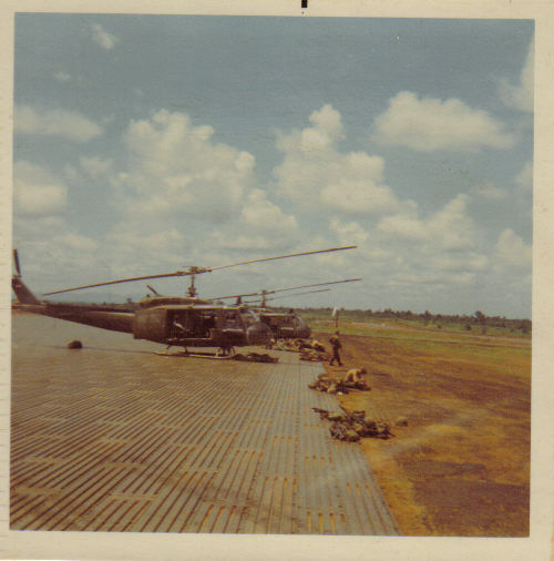 Vietnam Helicopter insignia and artifacts - D Troop, 1st Squadron, 10th ...